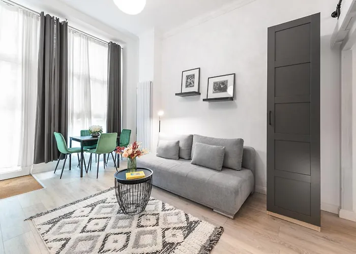 The Mierendorf I, Campy Group & Family Apartment, 1br, 1 Living Room, Ideal For 2 - 4 Guests برلين